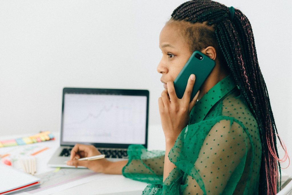 Boosting mobile phone signal: Your phone is your business partner 3 Blog Photos