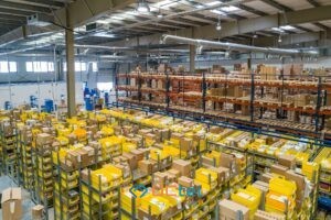 Powerful Warehouse Signal Booster Systems for Commercial Buildings and Large Warehouses 4 UK Warehouse