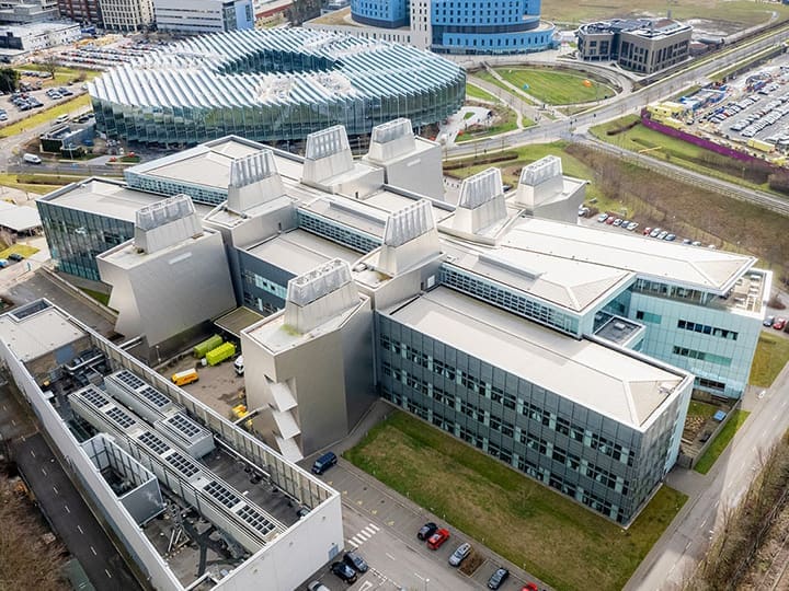 Case Studies 2 Case Study: Medical Research Council - Mobile Connectivity Solution building exterior