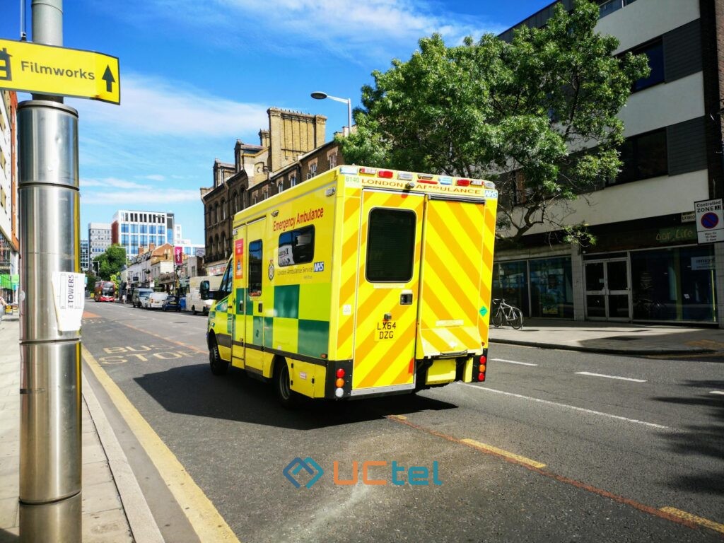 Hospital private 5G benefits: key advantages and healthcare applications 3 NHS mobile signal installation van parked outside a hospital building