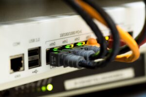 Commercial Signal Booster Installation for Office Buildings – Professional Services 4 pexels pixabay 159304